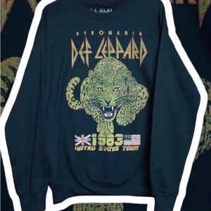 Def Leppard Pyromania 1983 United States Tour Crewneck Sweatshirt